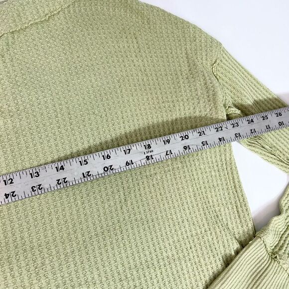 Free People Shirt Womens Small Waffle Knit long Sleeve Green Oversized Tunic - Picture 3 of 10